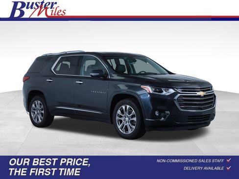 Used 2021 Chevrolet Traverse Premier image 1