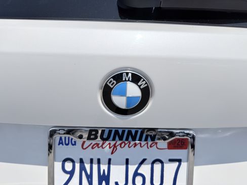 Used 2021 BMW X5 xDrive40i w/ M Sport Package AWD/4WD image 41