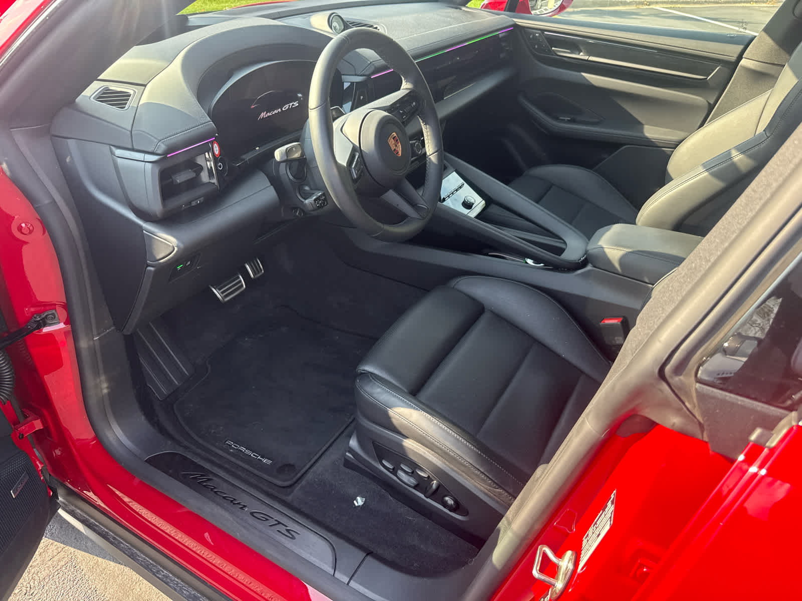 Used 2026 Porsche Macan GTS Electric AWD/4WD image 16
