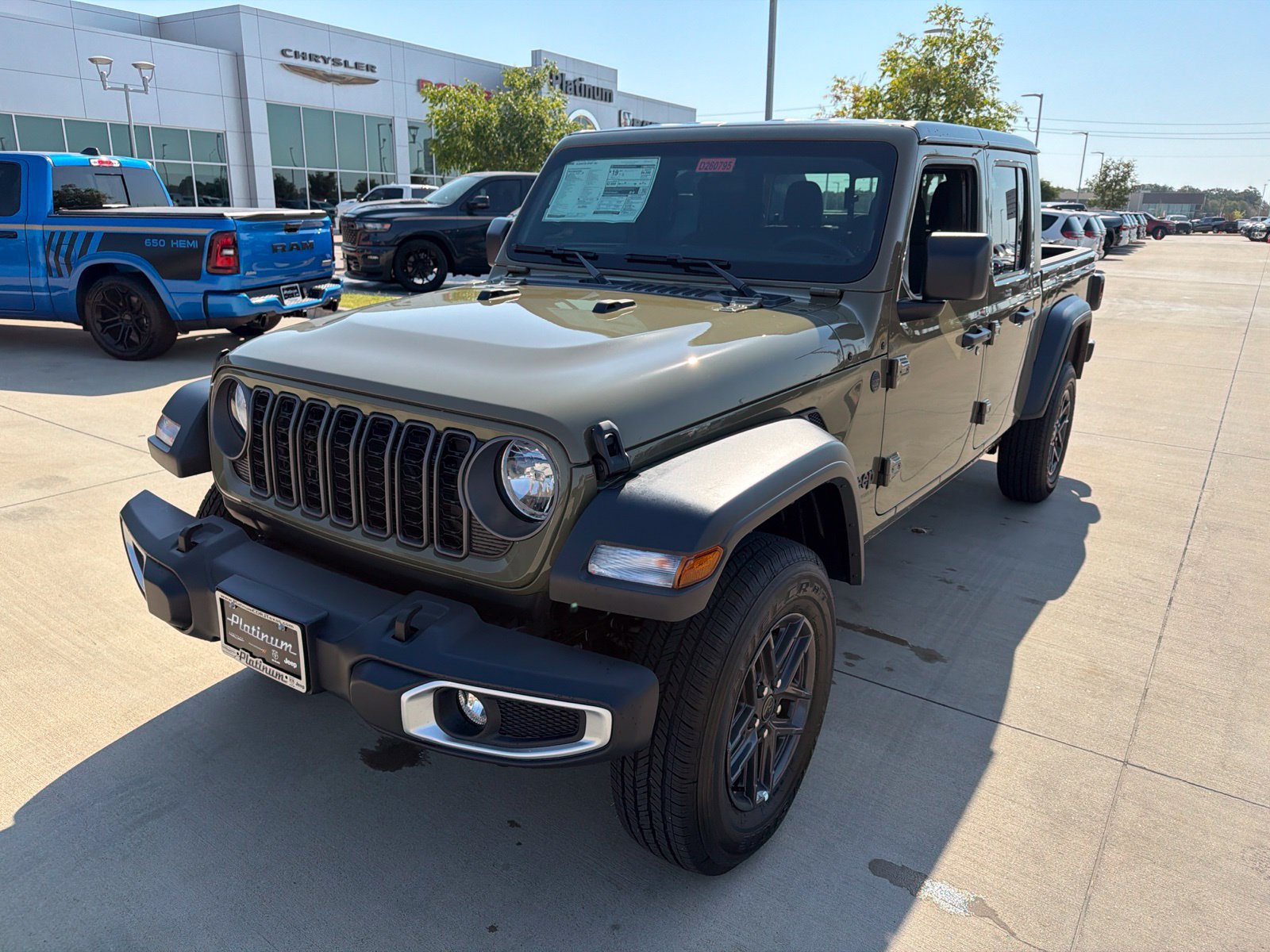 New 2026 Jeep Gladiator Sport AWD/4WD image 9