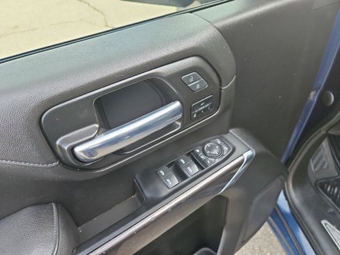 Used 2022 Chevrolet Silverado 2500 LTZ w/ LTZ Texas Edition image 11