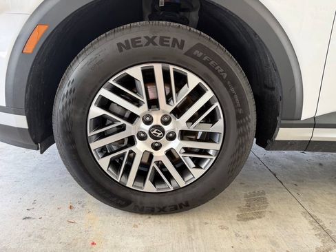 Used 2026 Hyundai Palisade SEL FWD image 14