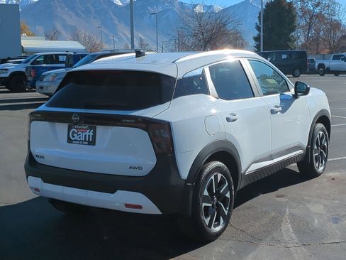 New 2026 Nissan Kicks SV image 3