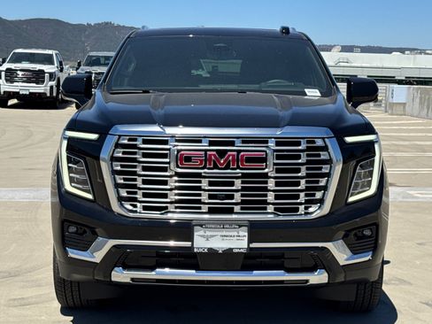 New 2026 GMC Yukon XL Denali w/ Denali Reserve Package AWD/4WD image 5