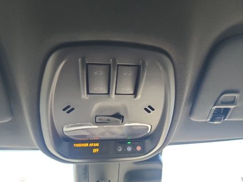 New 2026 Chevrolet Trax RS w/ Sunroof Package image 21