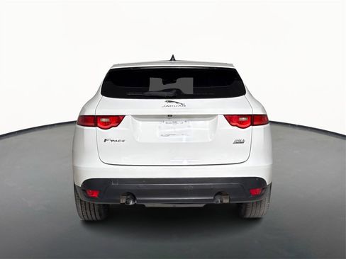 Used 2020 Jaguar F-PACE Premium image 6