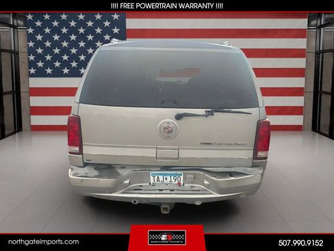 Used 2005 Cadillac Escalade AWD image 6