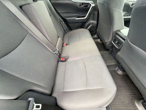 Certified 2024 Toyota RAV4 LE FWD image 31