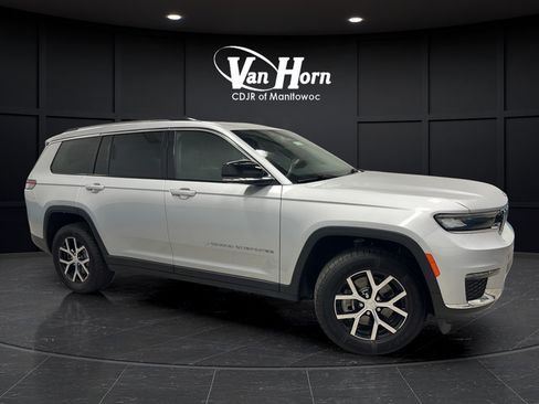 Used 2023 Jeep Grand Cherokee L Limited AWD/4WD image 1