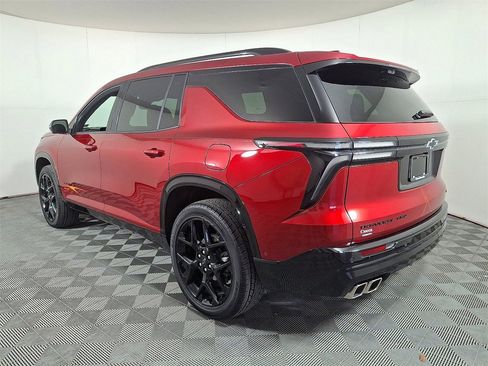 Used 2024 Chevrolet Traverse RS w/ LPO, Floor Liner Package image 8