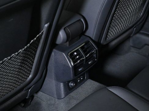 Certified 2025 Audi Q3 2.0T Premium w/ Convenience Package image 18