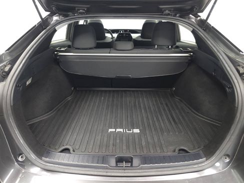 Used 2016 Toyota Prius Two FWD image 9