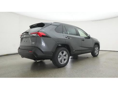New 2025 Toyota RAV4 XLE AWD/4WD image 26