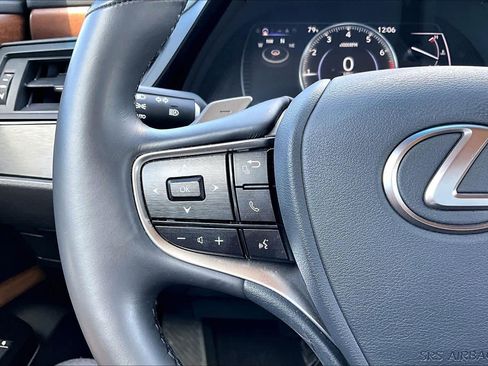 Used 2025 Lexus ES 350 w/ Premium Package image 24