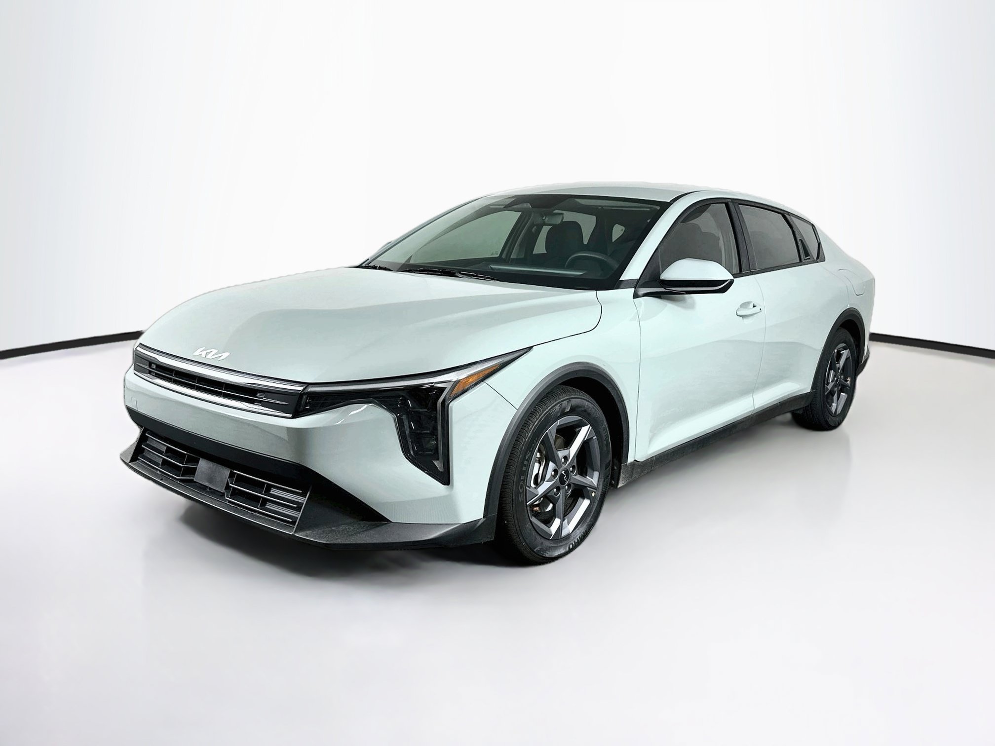 Used 2026 Kia K4 FWD image 3