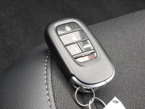 Certified 2024 Honda Civic Sport image 32