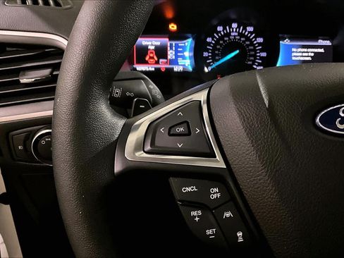 Used 2021 Ford Edge SEL w/ Convenience Package AWD/4WD image 23