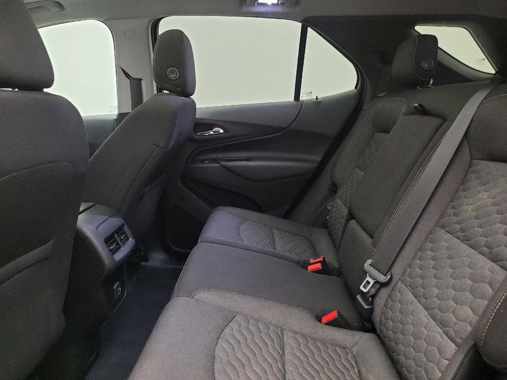 Used 2019 Chevrolet Equinox LT w/ Sun & Navigation Package AWD/4WD image 18
