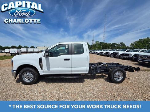 New 2026 Ford F250 XL w/ XL Chrome Package RWD image 1