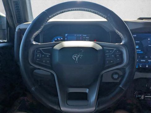 Used 2023 Ford Bronco Badlands AWD/4WD image 11