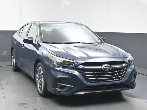 Used 2025 Subaru Legacy Limited w/ Popular Package #2 image 2