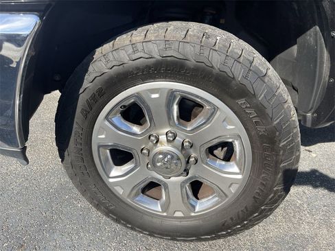 Used 2018 RAM 3500 Laramie image 2