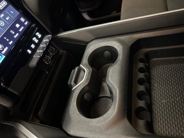 Used 2023 RAM 1500 Big Horn AWD/4WD image 34