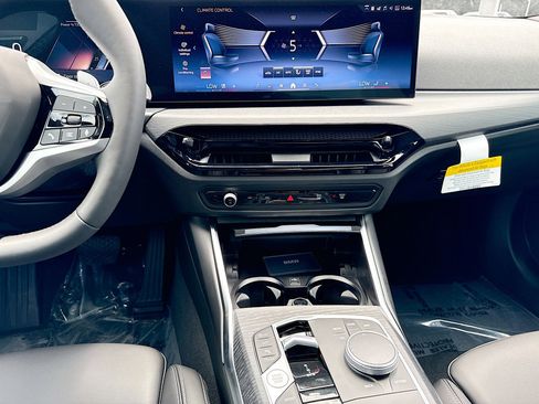 New 2026 BMW 330i xDrive Sedan w/ Premium Package AWD/4WD image 19