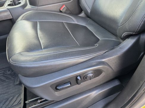 Used 2021 Chevrolet Silverado 1500 LTZ image 40