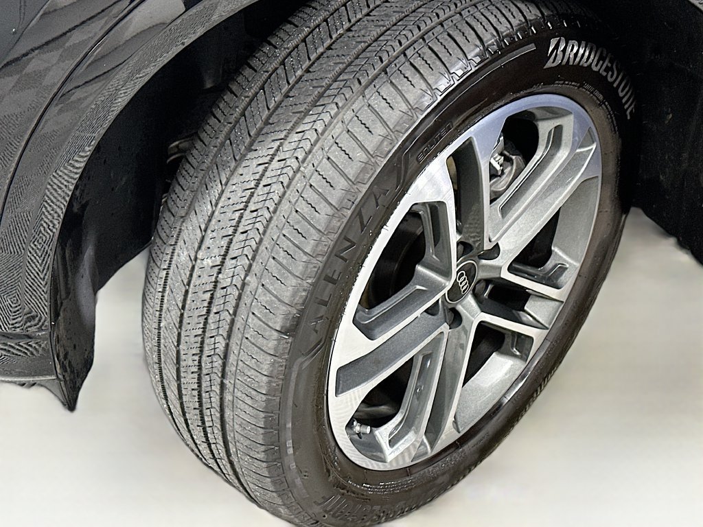 Used 2025 Audi Q5 Premium Plus w/ Premium Plus AWD/4WD image 25