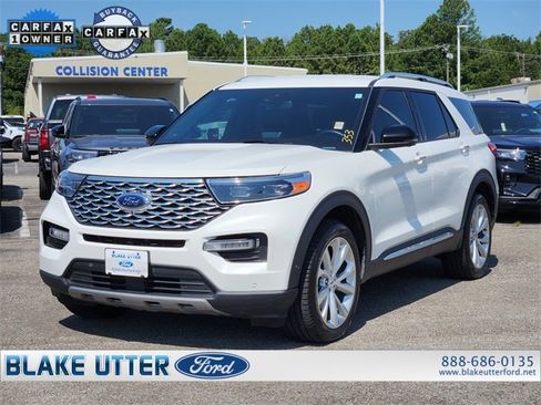 Used 2022 Ford Explorer Platinum w/ Equipment Group 601A image 3