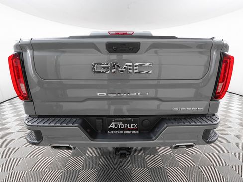 Used 2024 GMC Sierra 1500 Denali w/ Denali Reserve Package AWD/4WD image 5
