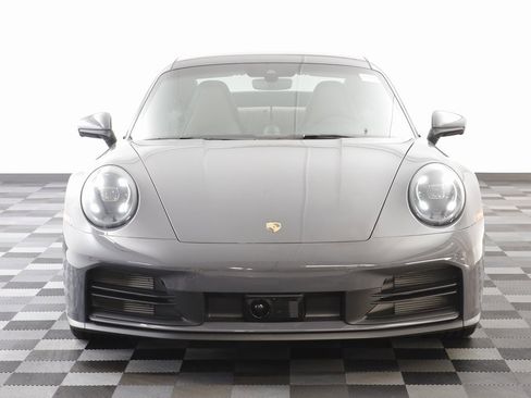 Used 2025 Porsche 911 Carrera image 28