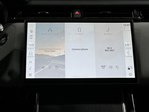 Used 2026 Land Rover Range Rover Velar Dynamic SE image 13