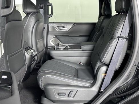 New 2026 INFINITI QX80 Autograph w/ Premium Cargo Package image 21