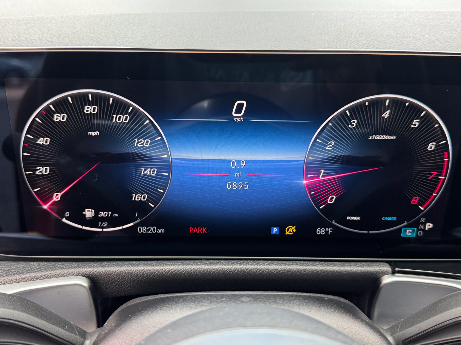 Used 2026 Mercedes-Benz GLB 250 image 25
