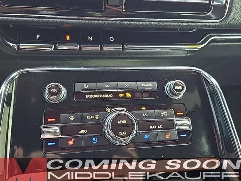 Used 2023 Lincoln Navigator L Reserve image 18