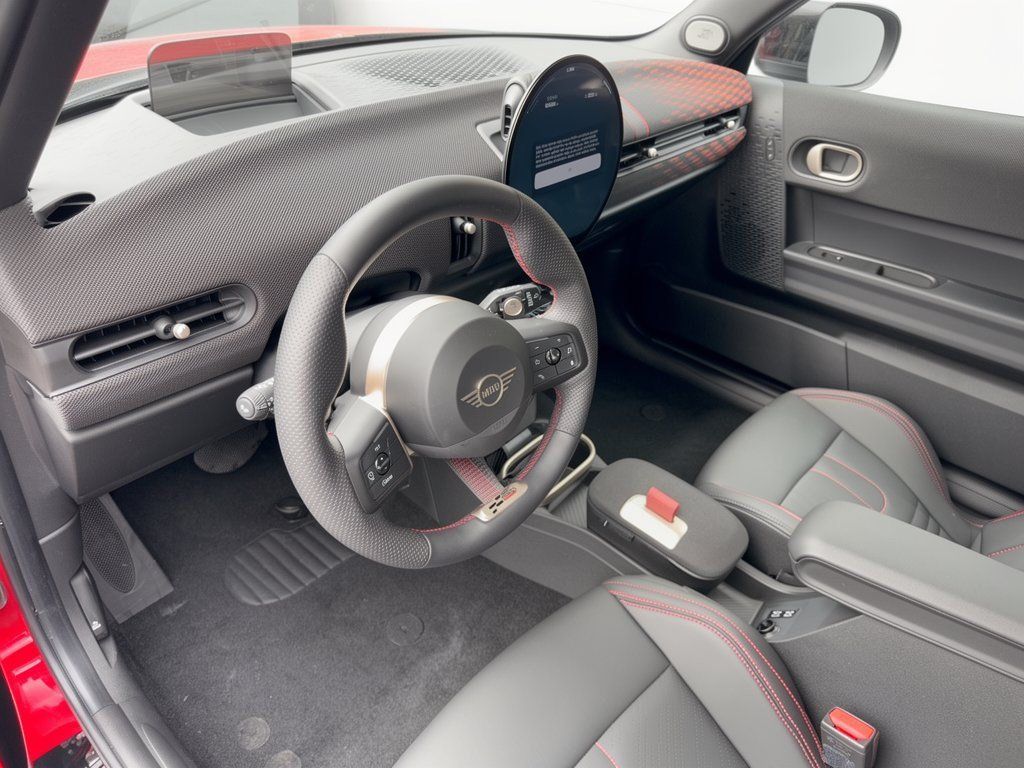 Certified 2025 MINI Cooper S FWD image 4