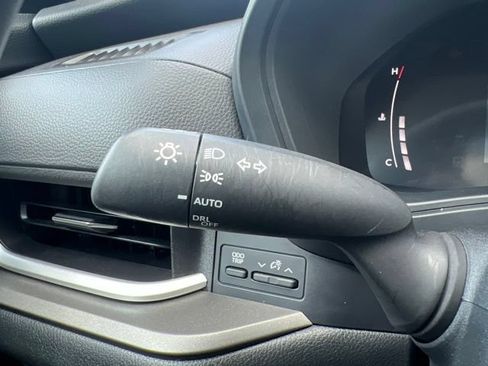 Used 2024 Toyota Grand Highlander AWD image 25