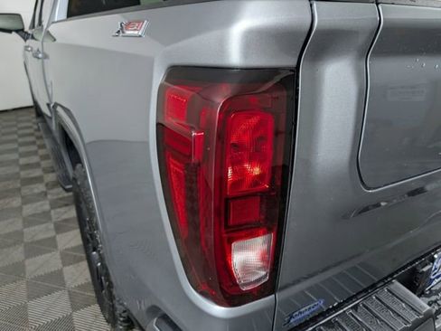 New 2025 GMC Sierra 1500 Elevation w/ Elevation Premium Package AWD/4WD image 12