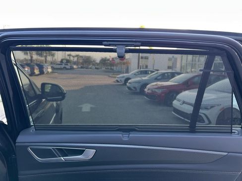 Used 2025 Volkswagen Atlas Cross Sport SEL image 45