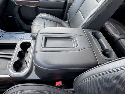 Used 2021 Chevrolet Silverado 1500 High Country w/ Technology Package image 42