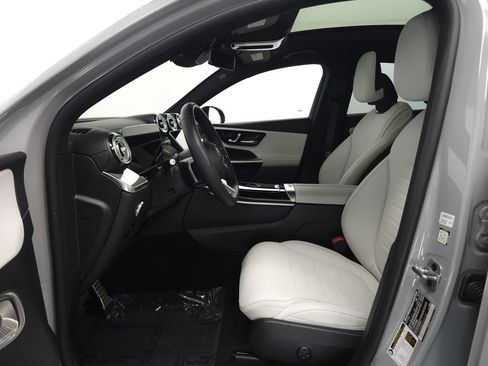 Certified 2026 Mercedes-Benz GLC 300 4MATIC image 8