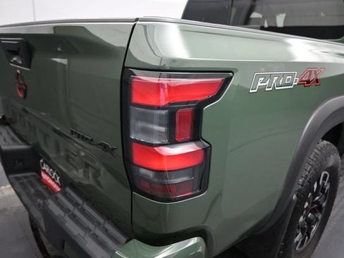 Used 2024 Nissan Frontier PRO-4X w/ Technology Package AWD/4WD image 12