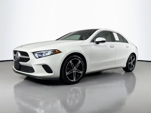 Used 2019 Mercedes-Benz A 220 4MATIC image 41