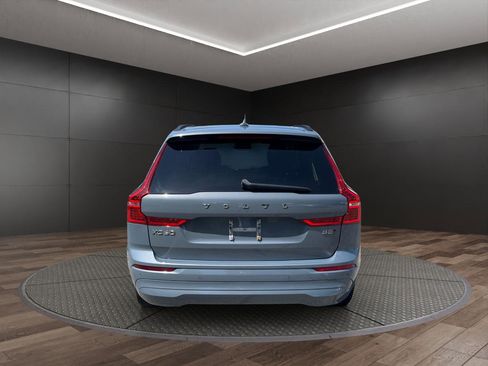 Used 2022 Volvo XC60 B5 Momentum AWD/4WD image 7