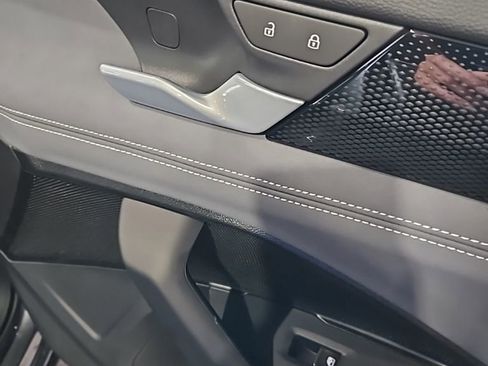 New 2026 Volkswagen Tiguan SE R-Line image 12