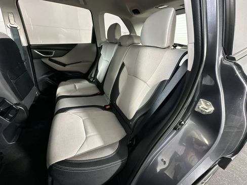 Used 2022 Subaru Forester AWD/4WD image 22