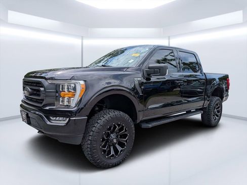 Used 2021 Ford F150 XLT w/ Equipment Group 302A High AWD/4WD image 7