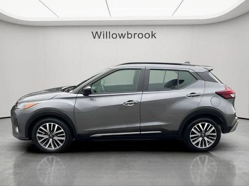 Used 2024 Nissan Kicks SR FWD image 2